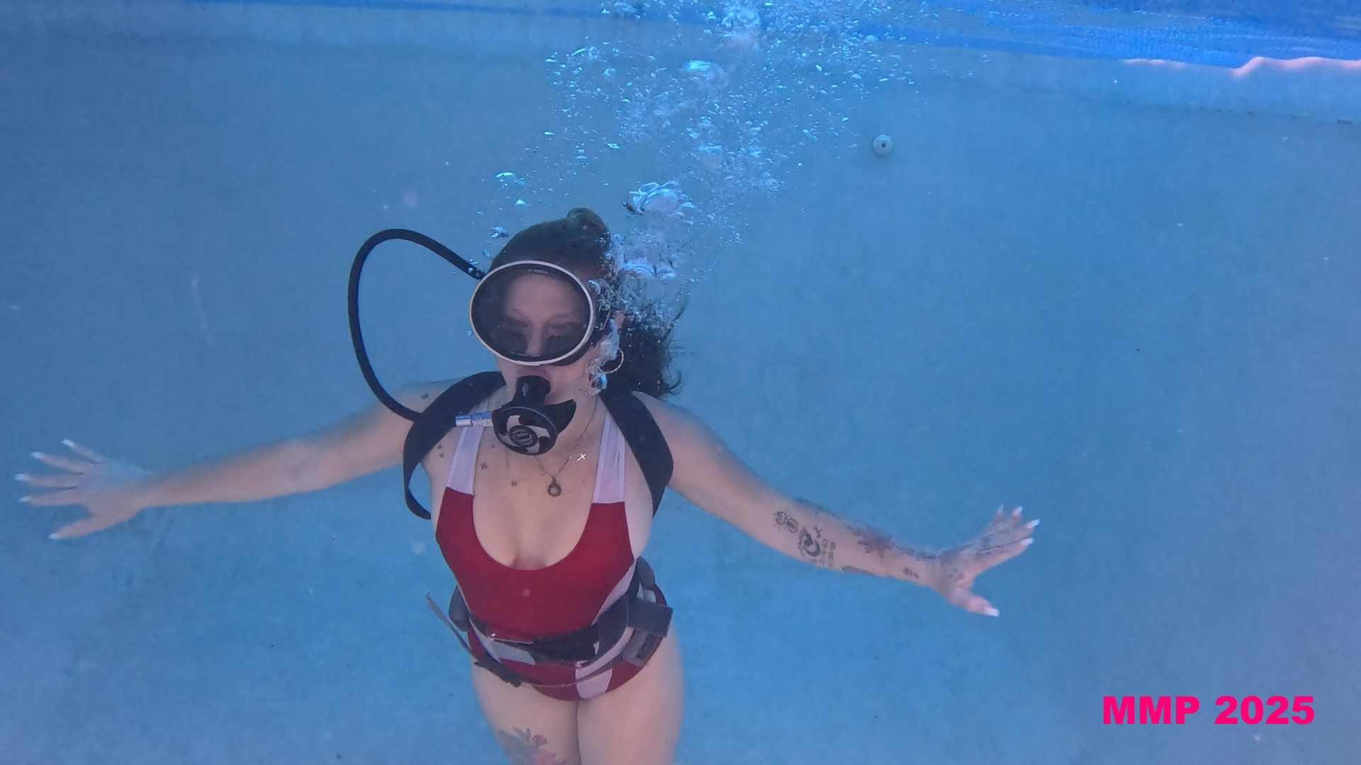 CINNAMONS BRUSH WITH OVERCONFIDENCE - Image 3